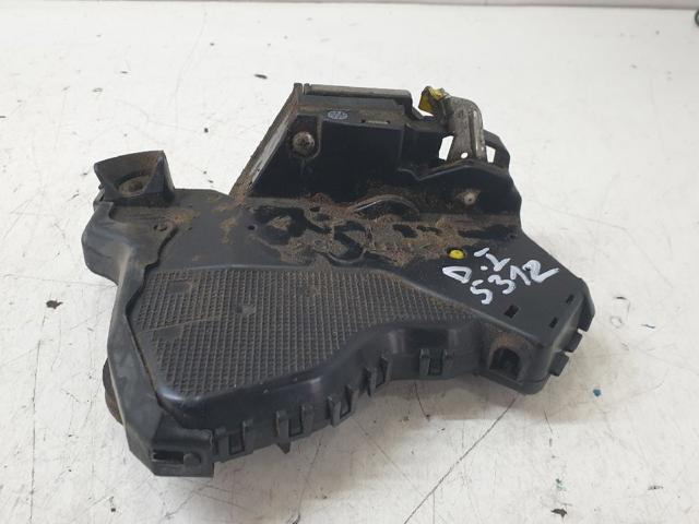 TOYOTA 6904033231 Замок водительской двери в наличии Винница