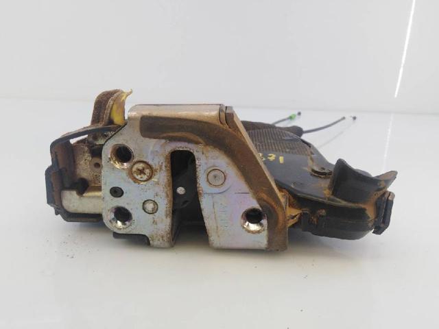 TOYOTA 6904033232 Замок водительской двери в наличии Николаев