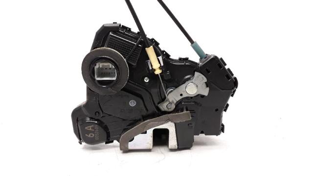 Fecho da porta dianteira esquerda 6904042241 TOYOTA