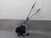 Fecho da porta dianteira esquerda 6904053100 TOYOTA