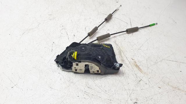 Fecho da porta dianteira esquerda Toyota Yaris P21