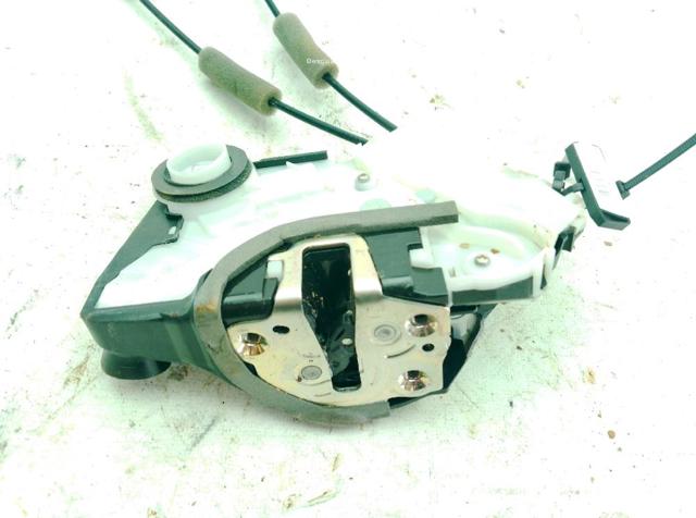 Fecho da porta dianteira esquerda Toyota Yaris P21