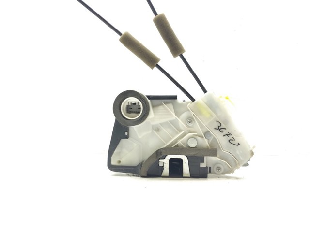 Fecho da porta dianteira esquerda Toyota Yaris P21