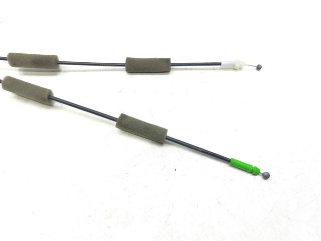 Fecho da porta dianteira esquerda Toyota Yaris P21