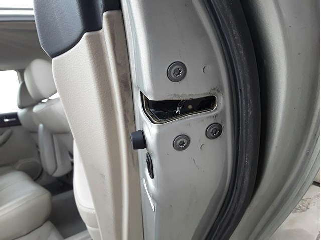 Fechadura traseira direita para Toyota Corolla 1.6 VVT-i (zze121_) 3zzfe 6905002102
