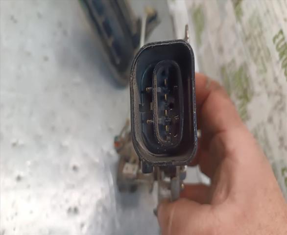 TOYOTA 6905060020 Замок двери задней правой в наличии Украина
