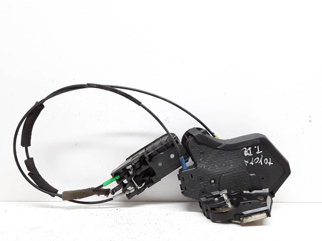 Fecho da porta traseira esquerda 6906002102 TOYOTA