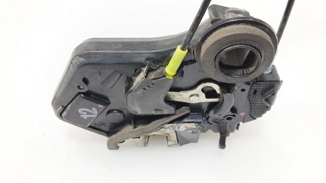 690600K040 TOYOTA Замок двери задней левой купить в Львов