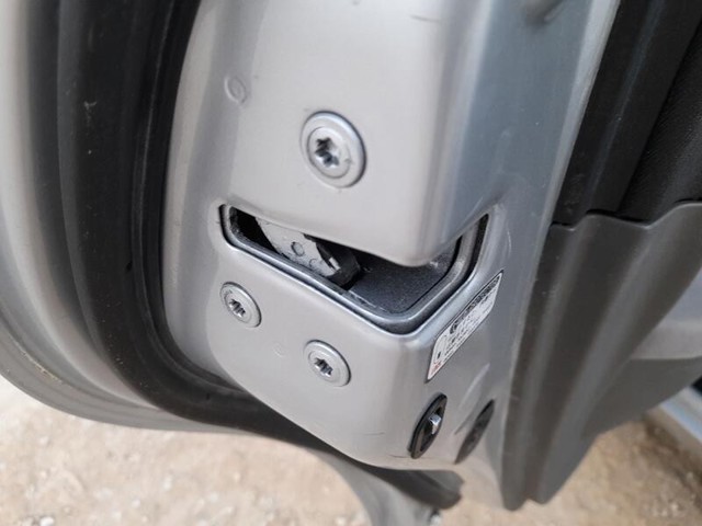 6906047041 TOYOTA Замок двери задней левой купить в Житомир