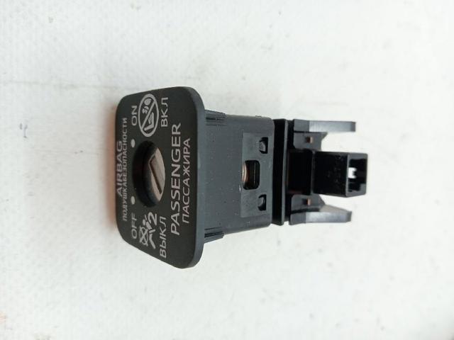 TOYOTA 6906502010 в наличии Полтава