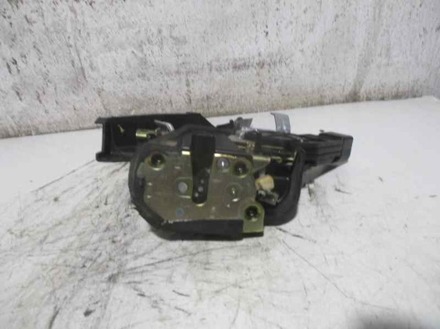 Motor acionador de abertura/fechamento da porta traseira esquerda 6914012040 Toyota