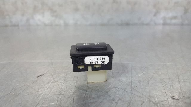 6921846 BMW Кнопка салона привода крышки багажника (двери 3/5-й (ляды) купить в Черкассы