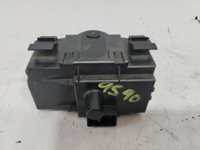 6932798 BMW купить в Хмельницкий
