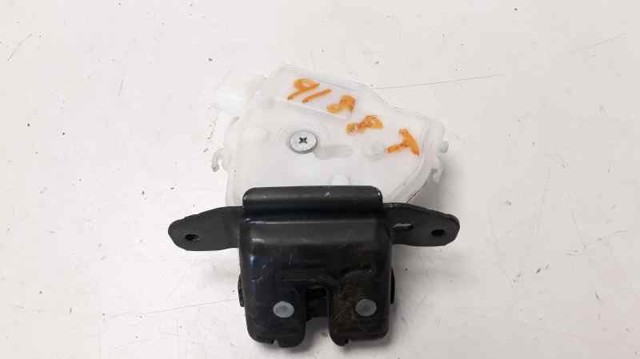 Fecho de tampa de porta-malas (de 3ª/5ª porta traseira) Toyota Yaris P21