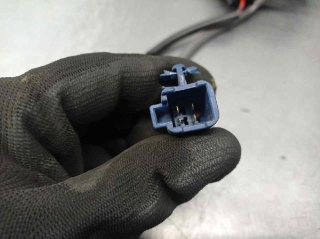 Fecho de tampa de porta-malas (de 3ª/5ª porta traseira) Toyota Corolla R10