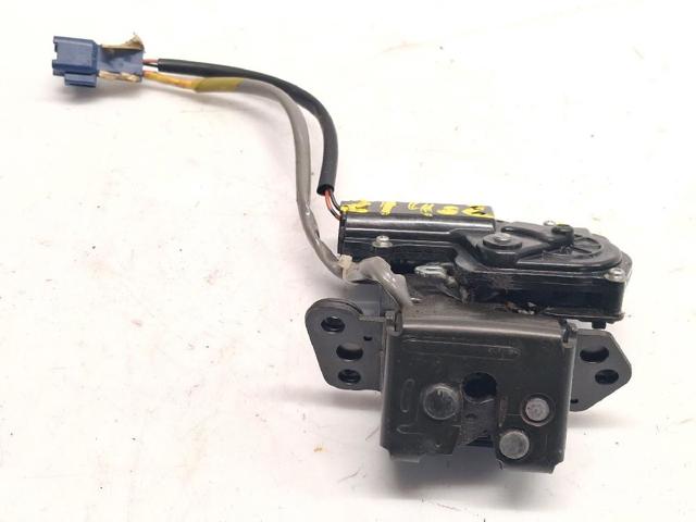 Fecho de tampa de porta-malas (de 3ª/5ª porta traseira) Toyota Corolla R10