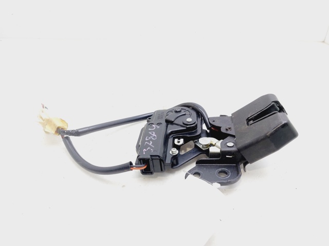 Fecho de tampa de porta-malas (de 3ª/5ª porta traseira) Toyota Corolla R10