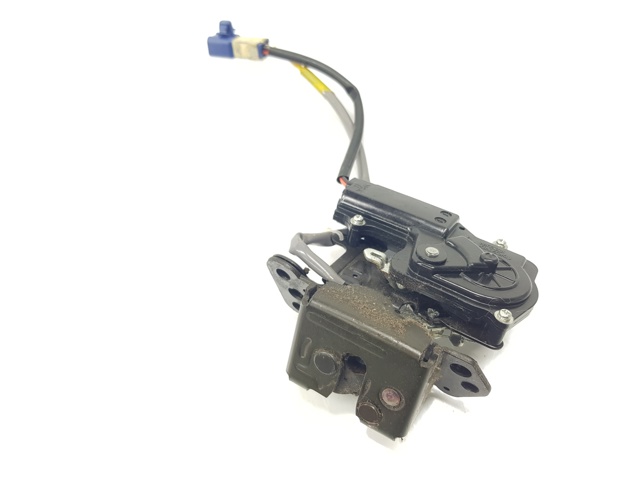 Fecho de tampa de porta-malas (de 3ª/5ª porta traseira) Toyota Corolla R10