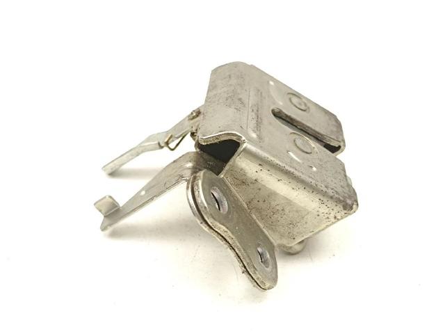 Fecho de tampa de porta-malas (de 3ª/5ª porta traseira) Toyota Yaris P10