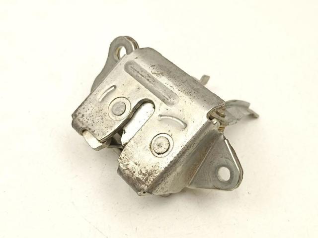 Fecho de tampa de porta-malas (de 3ª/5ª porta traseira) Toyota Yaris P10