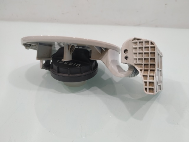 695102S000 HYUNDAI Лючок бензобака купить в Харьков