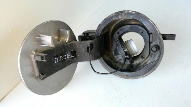 69510D7000 HYUNDAI Лючок бензобака (топливного бака) купить в Ужгород
