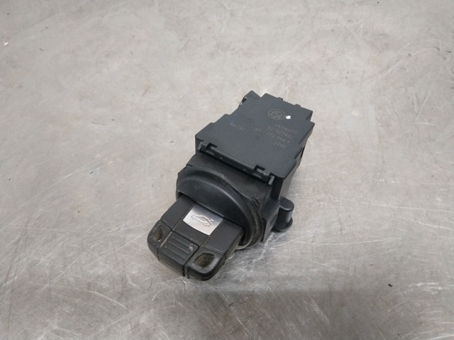 6954722 BMW купить в Львов