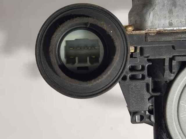 6980133040 TOYOTA Стеклоподъемник передней правой двери купить в Запорожье
