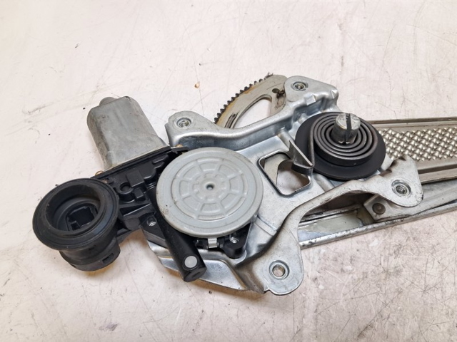 TOYOTA 6980152020 Механизм стеклоподъемника двери передней правой в наличии Житомир