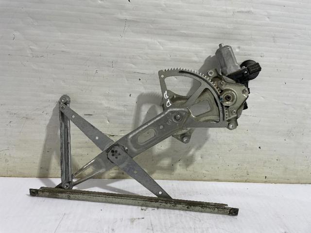 Mecanismo de acionamento de vidro da porta dianteira direita Toyota Prius ZVW30