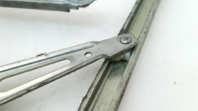 Mecanismo de acionamento de vidro da porta dianteira direita Toyota Prius ZVW30