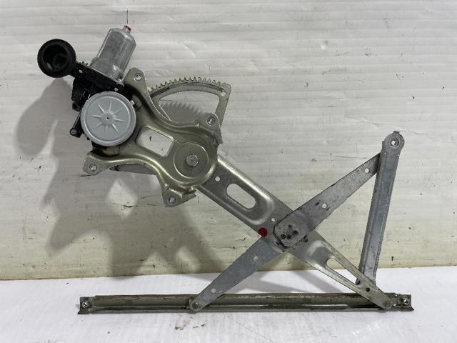 Mecanismo de acionamento de vidro da porta dianteira direita Toyota Prius ZVW30