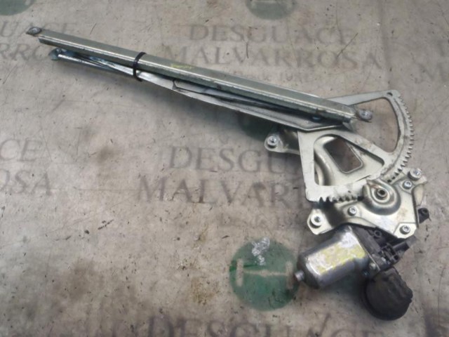 Mecanismo de acionamento de vidro da porta dianteira esquerda 6980252070 TOYOTA