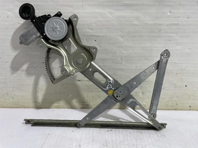 Mecanismo de acionamento de vidro da porta dianteira esquerda Toyota Prius ZVW30