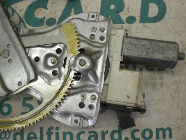 Mecanismo de acionamento de vidro da porta dianteira direita Toyota Corolla E12