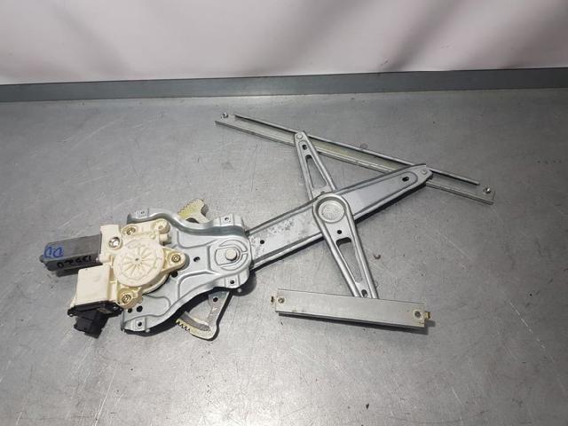 Mecanismo de acionamento de vidro da porta dianteira direita 6981002130 TOYOTA