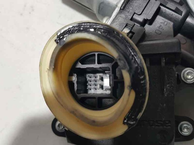 6981002450 TOYOTA Стеклоподъемник передней правой двери купить в Киев