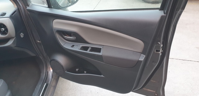Regulador de janela dianteira direita para Toyota Yaris 1.5 Hybrid (nhp130_) 1NZFXE 698100D300