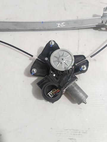 Mecanismo de acionamento de vidro da porta dianteira esquerda Toyota Yaris P21