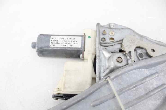 TOYOTA 6983002110 Механизм стеклоподъемника двери задней правой в наличии Ровно