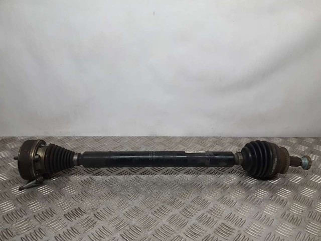 VAG 6C0407272C Полуось (привод) передняя правая в наличии Чернигов