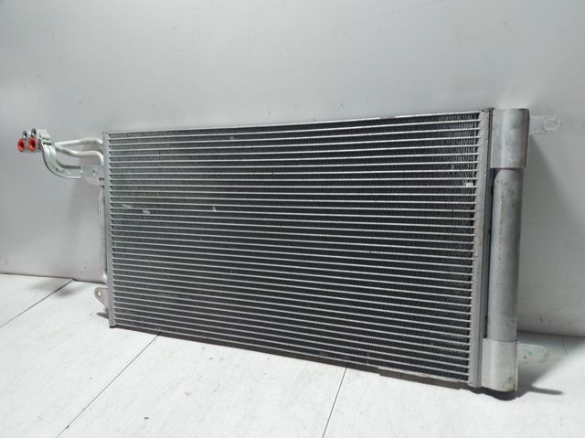 VAG 6C0816411 Радиатор кондиционера в наличии Киев