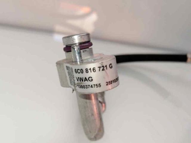 6C0816721G VAG Шланг кондиционера, от компрессора к радиатору купить в Хмельницкий