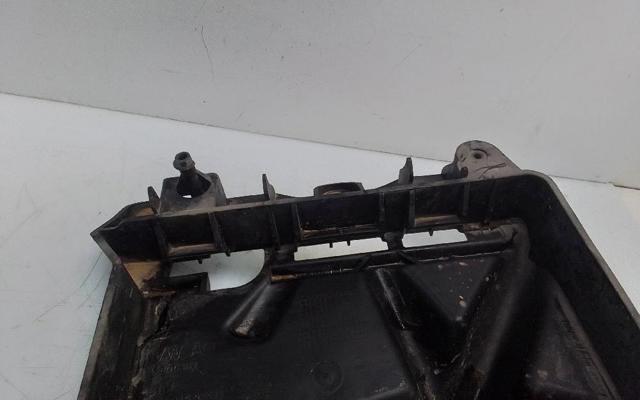 Fixação (suporte) de bateria recarregável 6C0915331D VAG