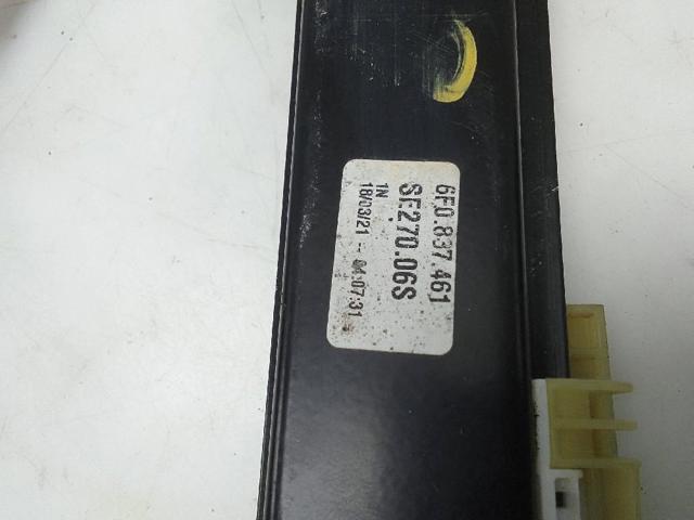 Mecanismo de acionamento de vidro da porta dianteira esquerda 6F0837461 VAG