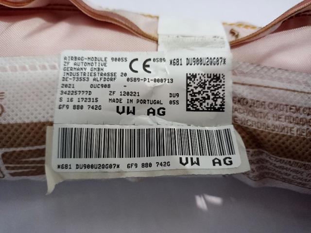 VAG 6F9880742G Шторка боковая, правая в наличии Львов