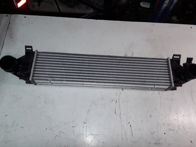 LAND ROVER 6G919L440CD Интеркулер в наличии Днепр