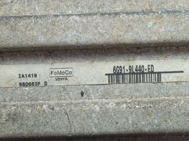 LAND ROVER 6G919L440ED Радиатор интеркуллера в наличии Украина