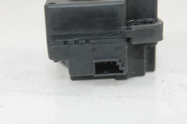 LAND ROVER 6G9N19E616 в наличии Черновцы