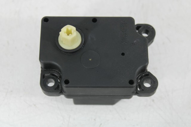 6G9N19E616 LAND ROVER купить в Львов